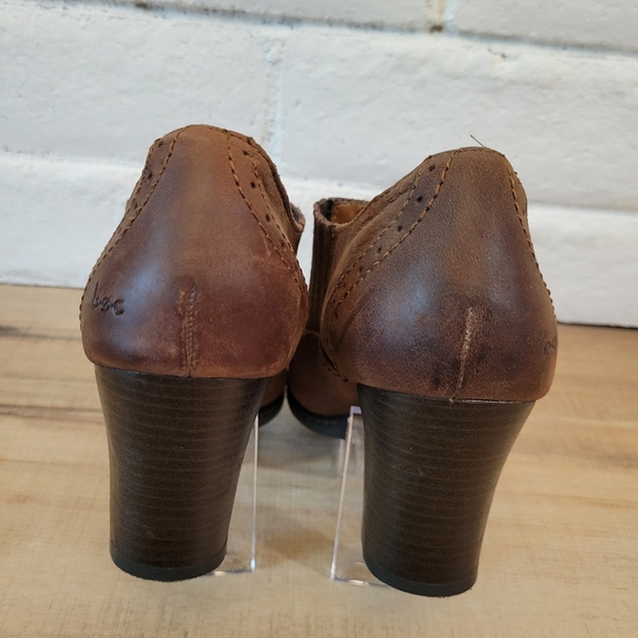 BOC Born Jenifer Heeled Booties Tan/Teak Size 10 - Picture 5 of 9
